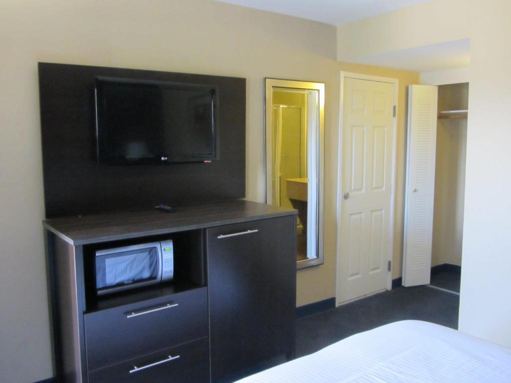 Howard Johnson By Wyndham Odessa Tx Room photo